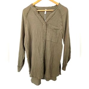 NWT Sucolan Olive Green Women's Top Size Medium